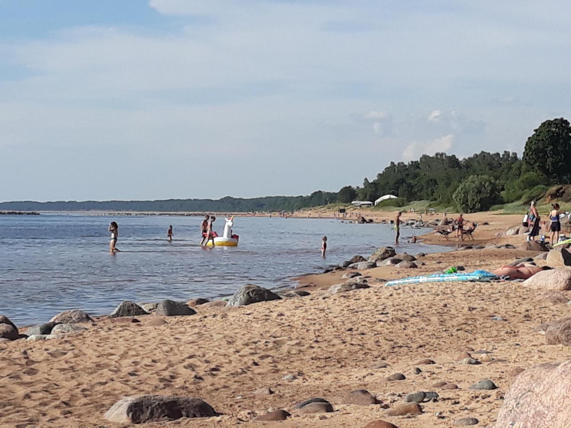 Viesu Nams Juras Bura Hotel Tūja Екстериор снимка